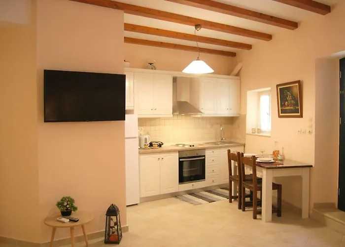 Old Town Venetian Studio By Corfuescapes