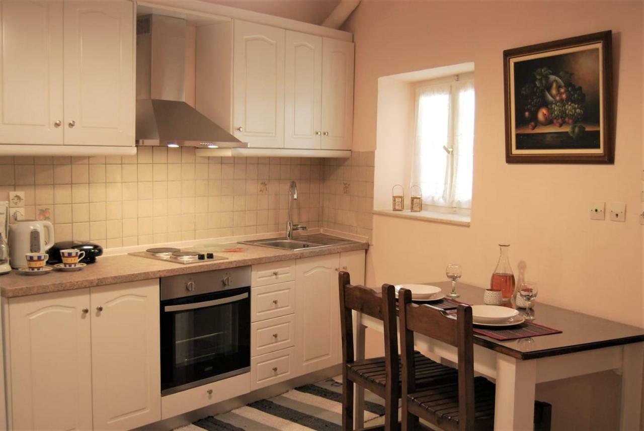Old Town Venetian By Corfuescapes Apartamento *